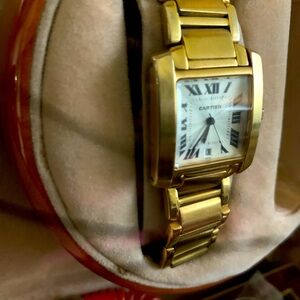 Handcrafted handsome timepiece